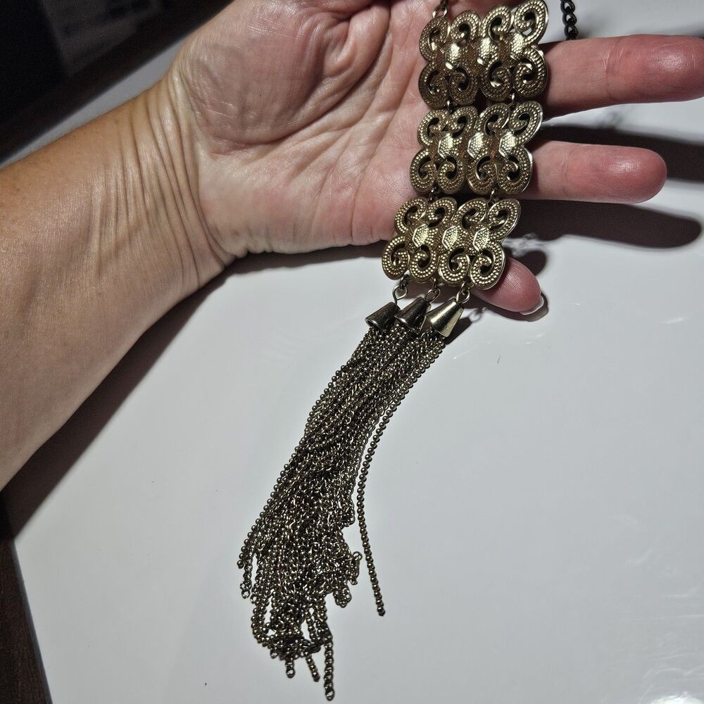 Large Gold Tone Tassel Articulated Statement Necklace 36" - Picture 3 of 15